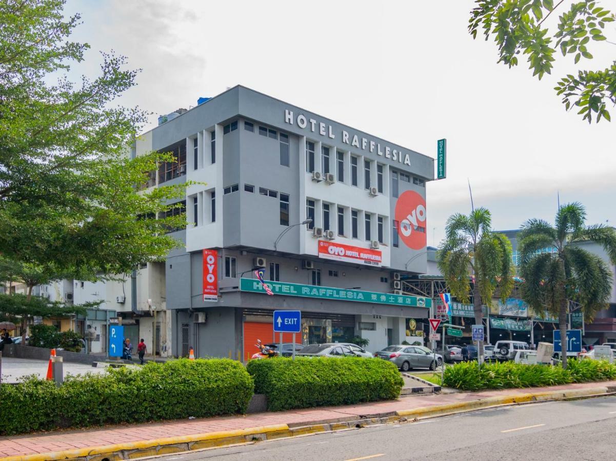 Oyo 727 Hotel Rafflesia Kota Kinabalu Extérieur photo