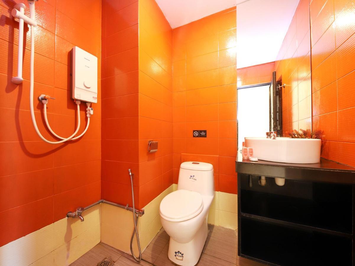 Oyo 727 Hotel Rafflesia Kota Kinabalu Extérieur photo